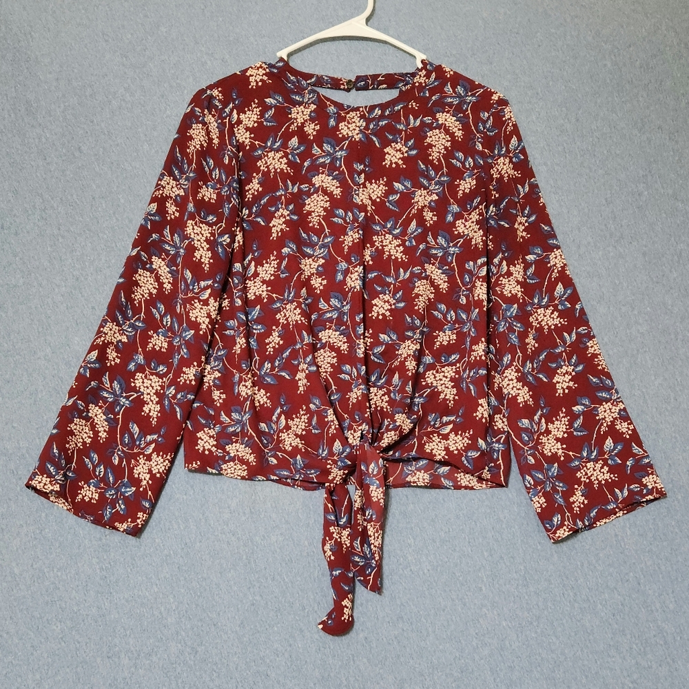 Madwell maroon floral tie front blouse. Size small